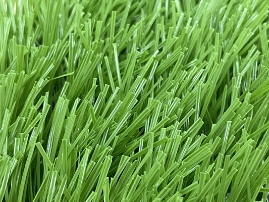 S forma la hierba artificial del fútbol 8800D para el patio del fútbol