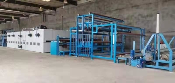 cadena de producción artificial de máquina de la fabricación de la hierba sequedad trasera de la capa del pegamento